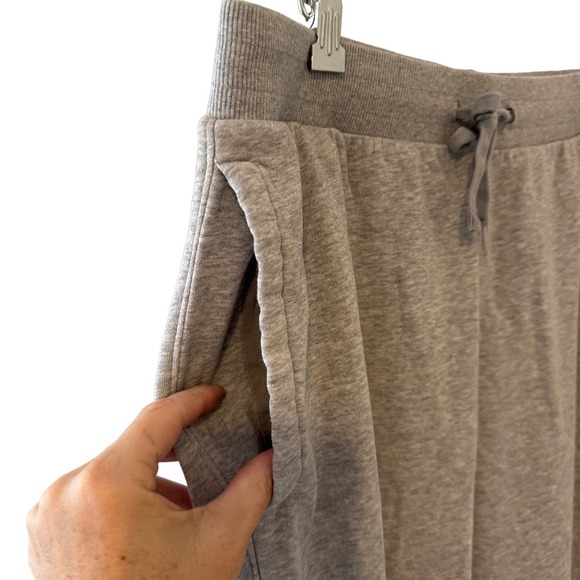 UA Under Armour Men's Sweatpants Joggers XL Loose Gray Fleece with Pockets‎ - Picture 2 of 7